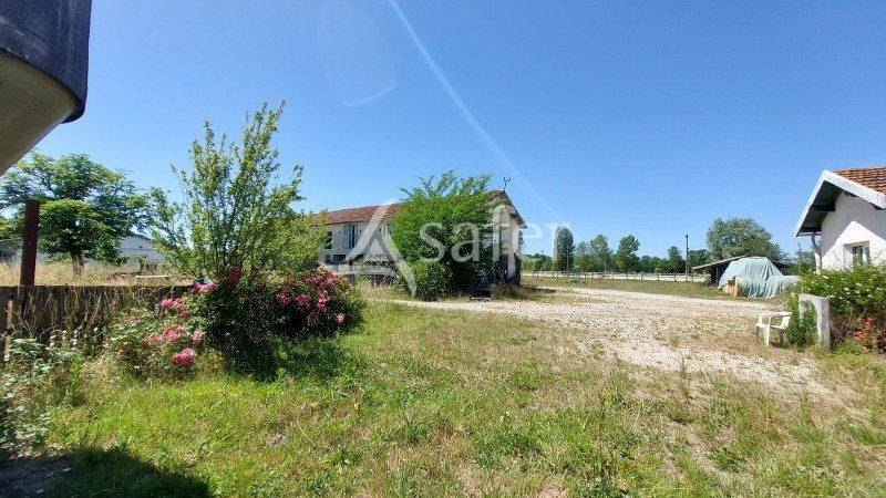Equestrian property  Gironde
