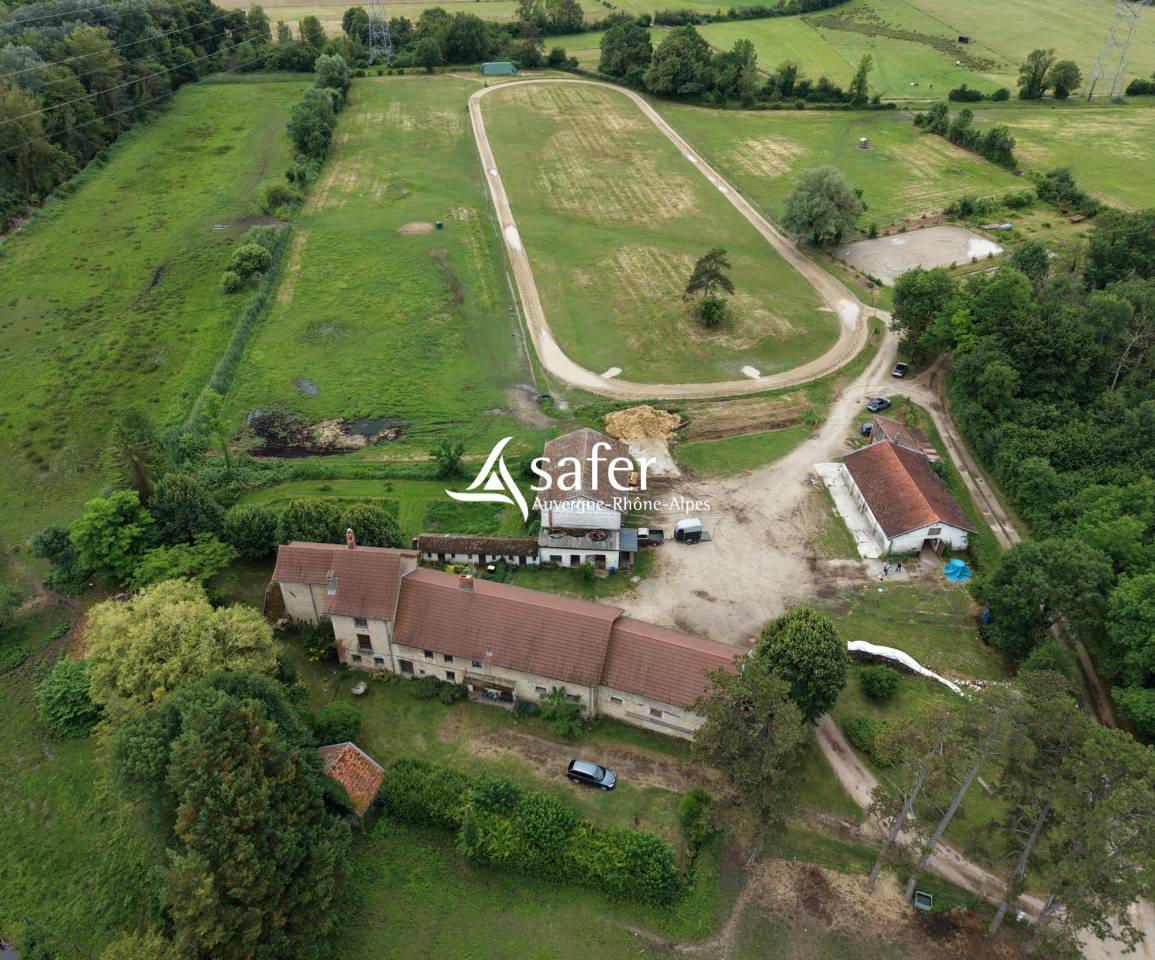 Equestrian property  Is&egrave;re
