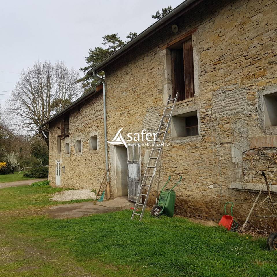 Equestrian property  Is&egrave;re