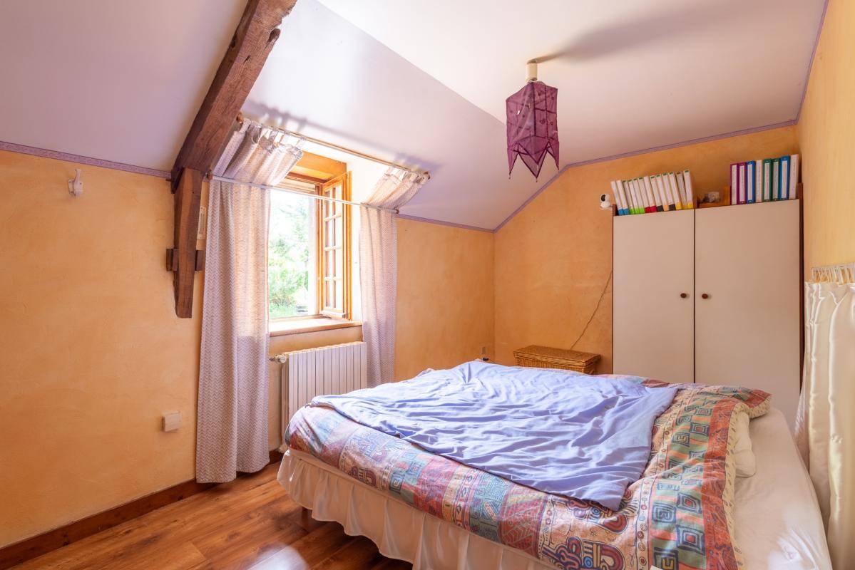 Equestrian property  Mayenne