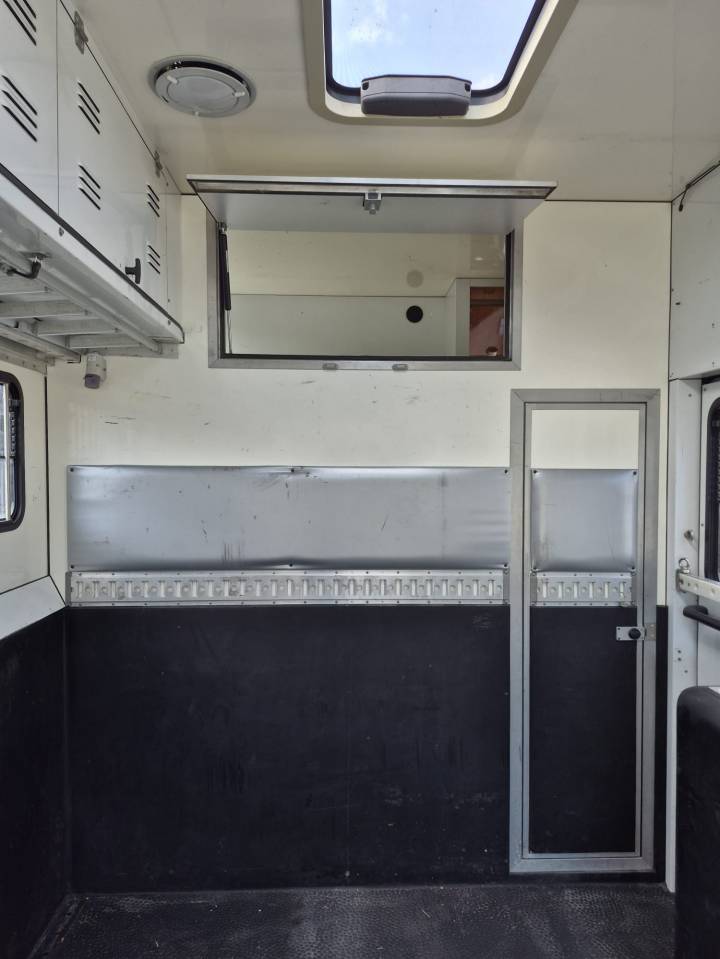 Horsebox NON-HGV Ketterer SCANIA P400 KETTERER 2012 Used