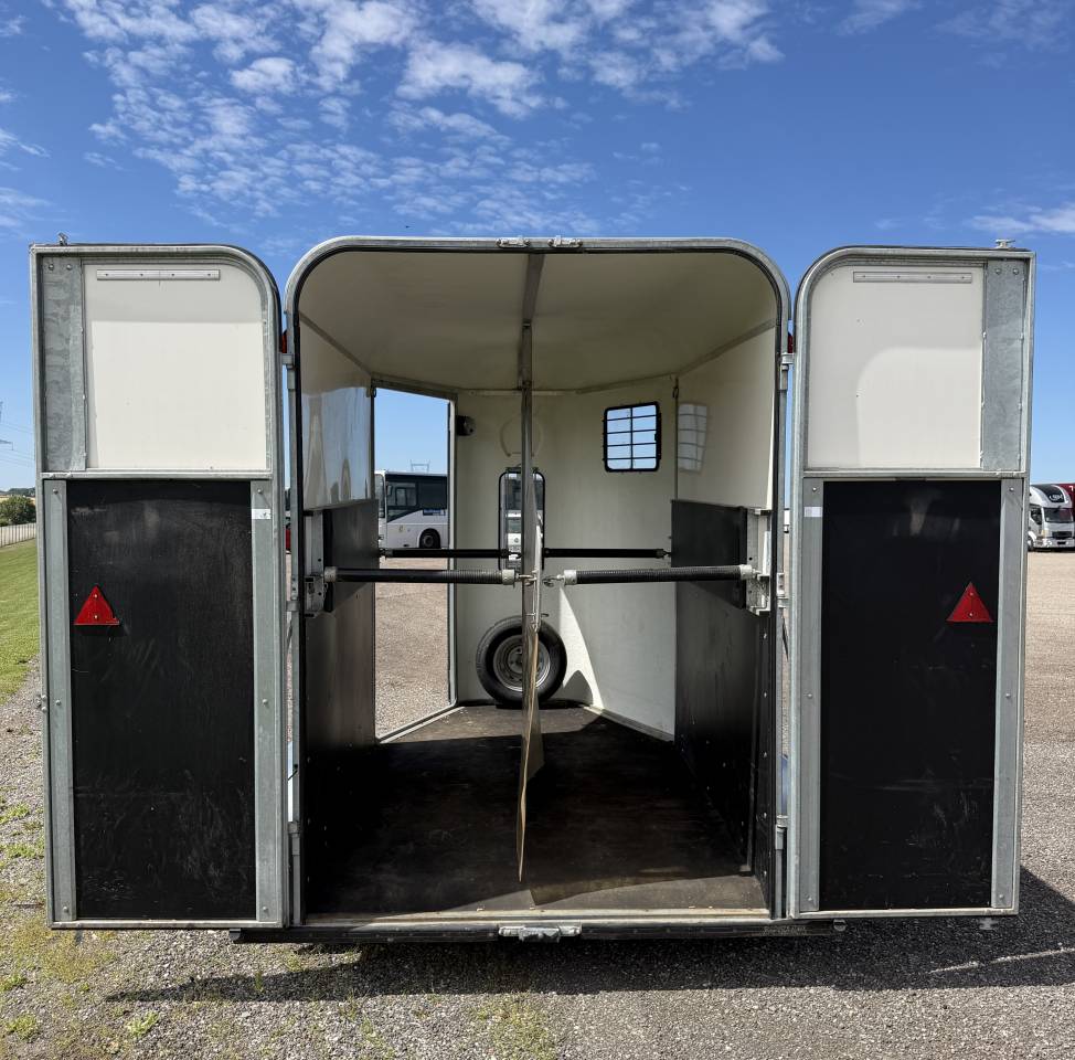 Horse trailer Fautras PROVAN  2 Stalls 2018 Used
