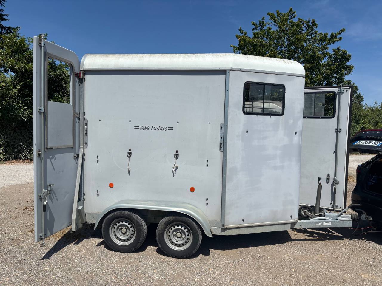 Horse trailer Fautras PROVANS 2 Stalls 2014 Used