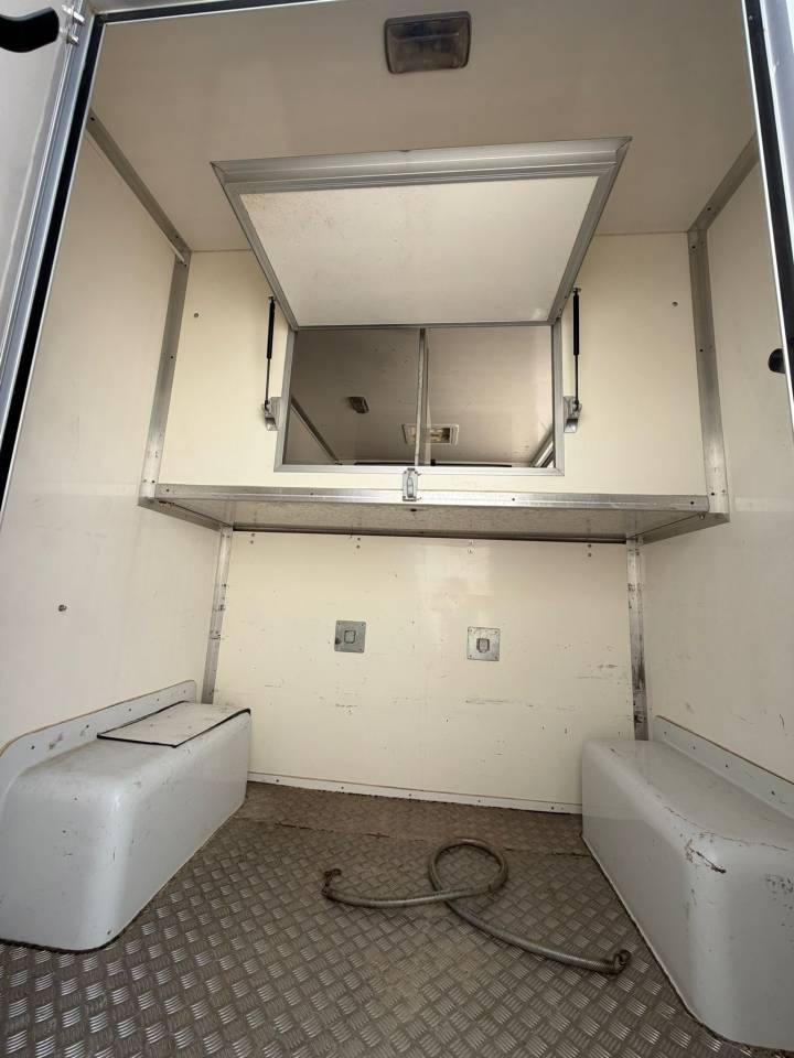 Horsebox HGV Les Vans ACR Jumper 2008 Used