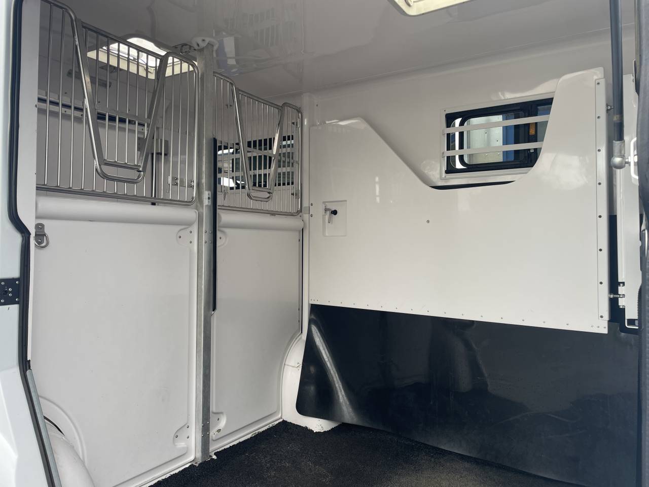 Horsebox HGV Barbot master 2022 Used