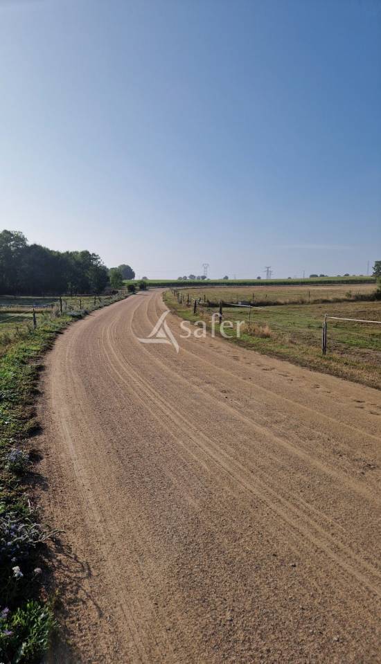 Equestrian property  Vend&eacute;e