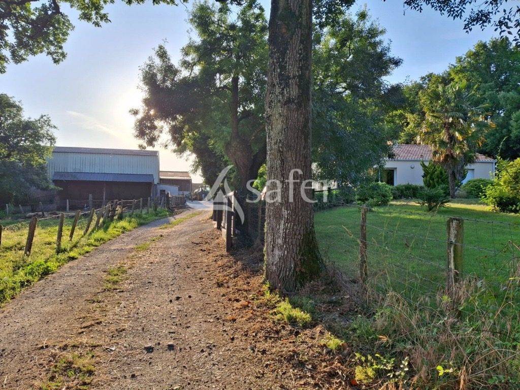 Other country property  Loire-Atlantique