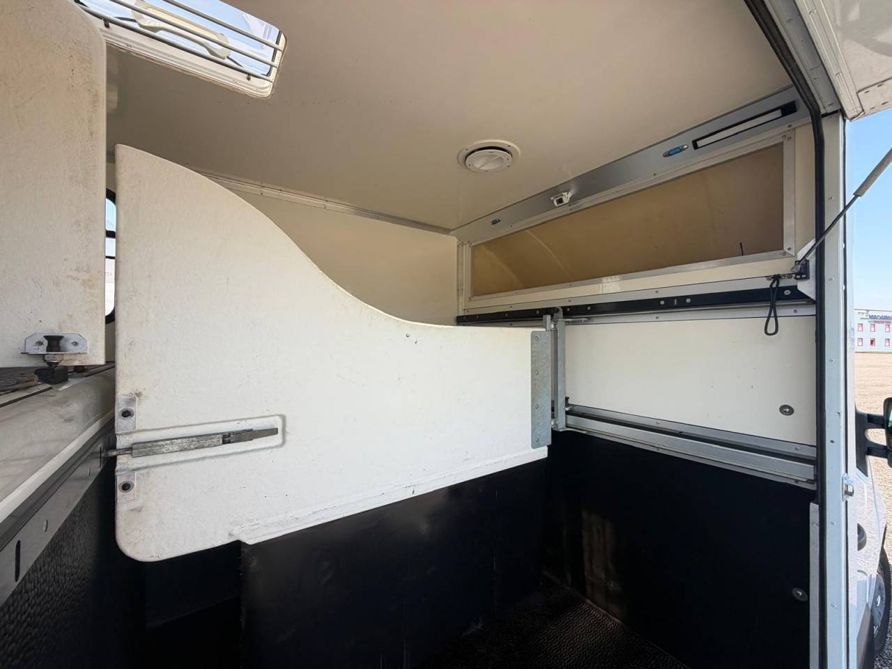 Horsebox HGV Opel CAVALCAR 2018 Used