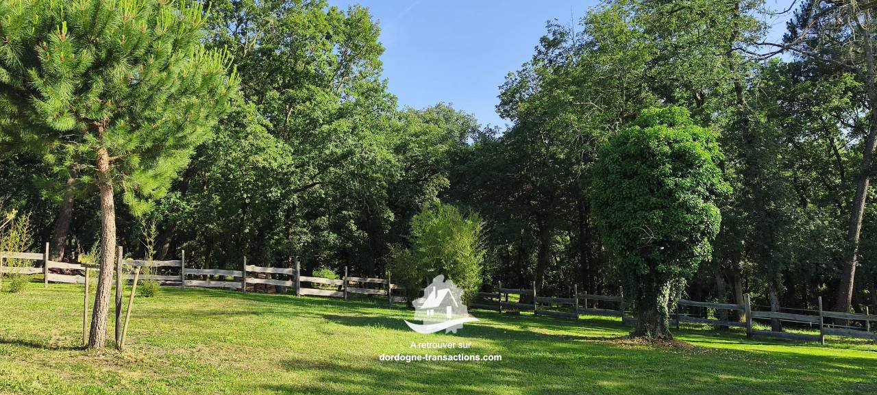Equestrian property  Dordogne