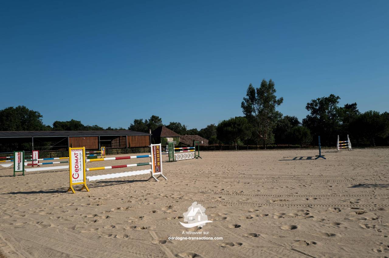 Equestrian property  Dordogne