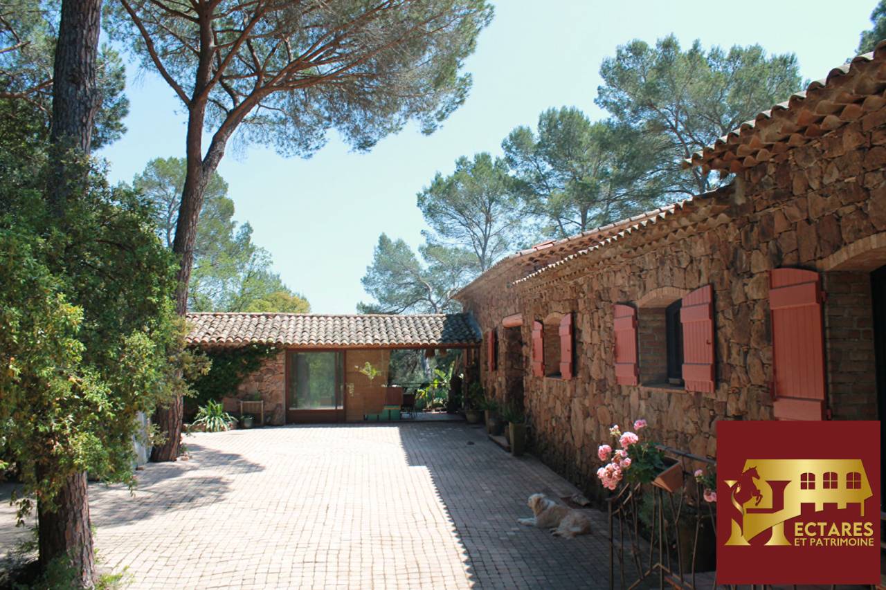 Equestrian property  Var
