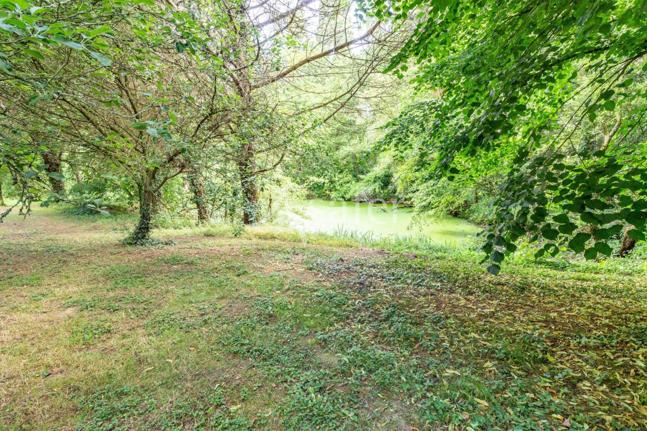 Other country property  Vend&eacute;e