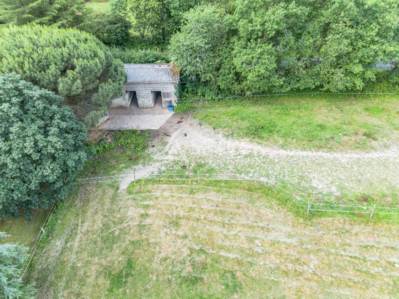 Other country property  Vend&eacute;e