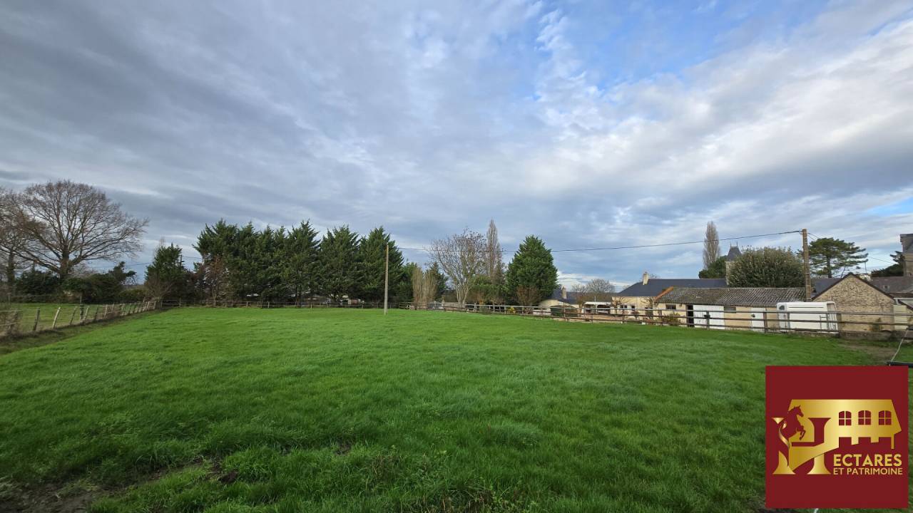 Equestrian property  Maine-et-Loire