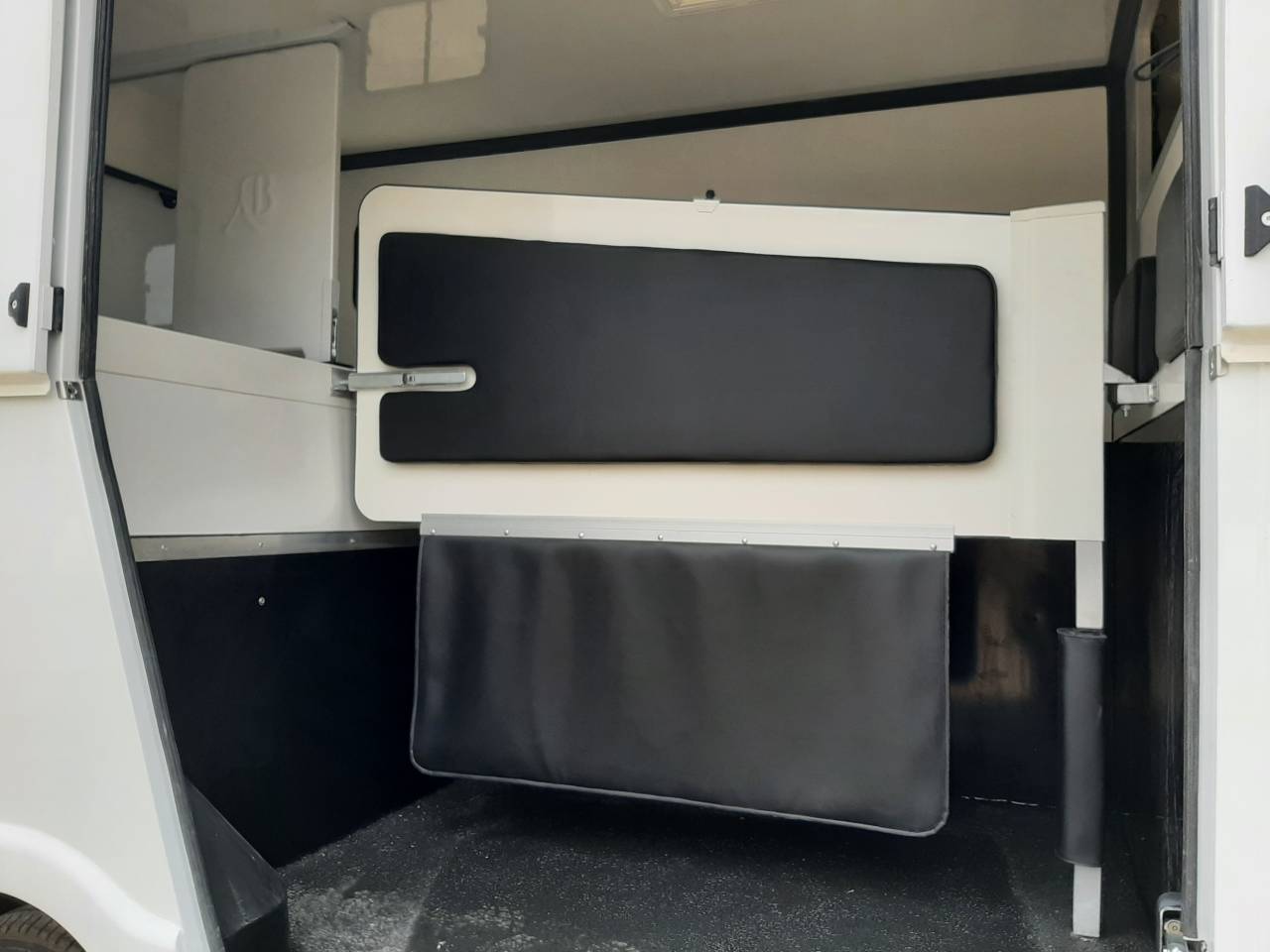 Horsebox HGV Renault Master  2017 Used