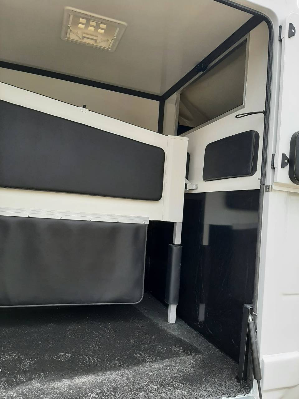 Horsebox HGV Renault Master  2017 Used