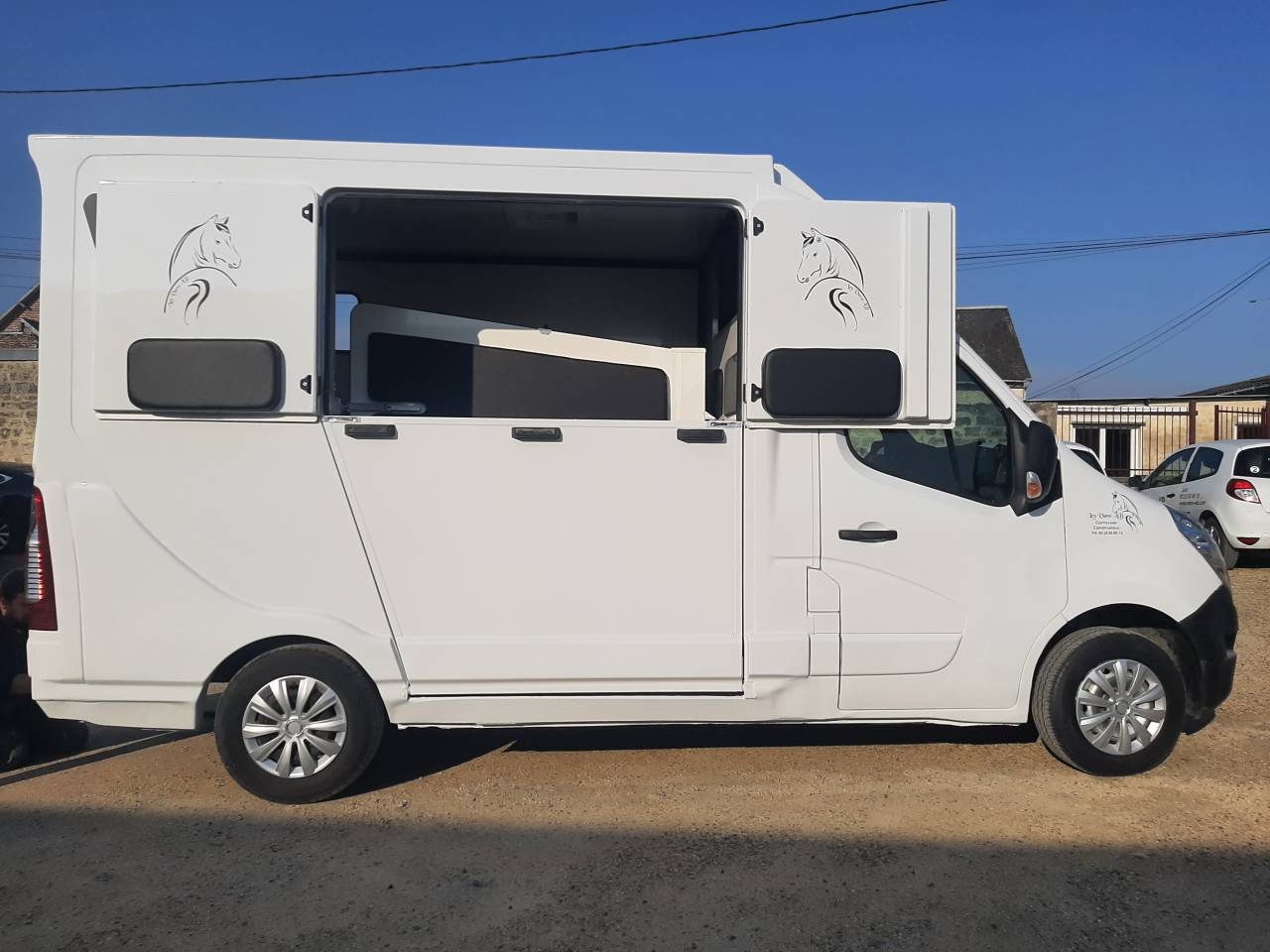 Horsebox HGV Renault Master 2018 Used