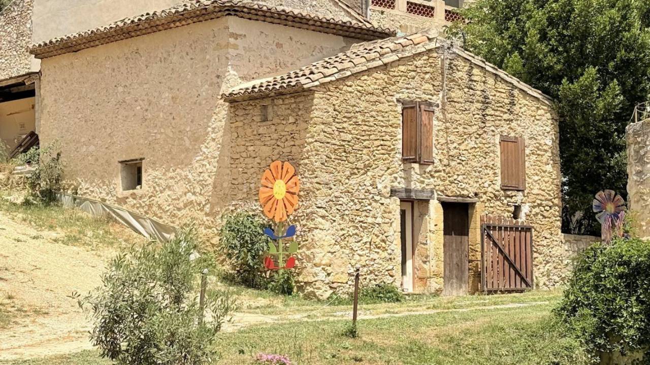 Equestrian property  Vaucluse