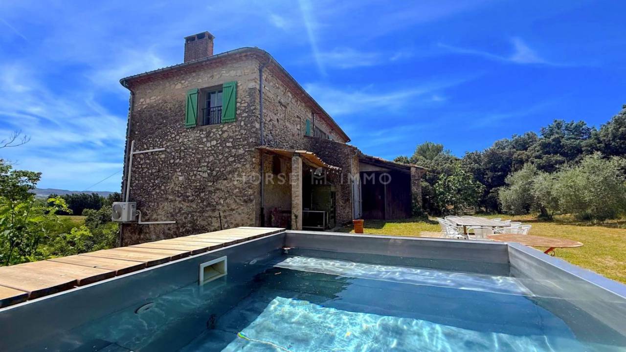 Equestrian property  Vaucluse