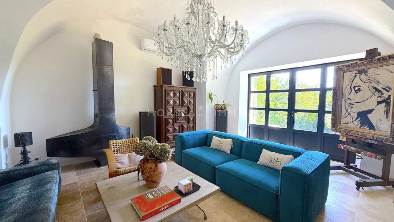 Equestrian property  Vaucluse