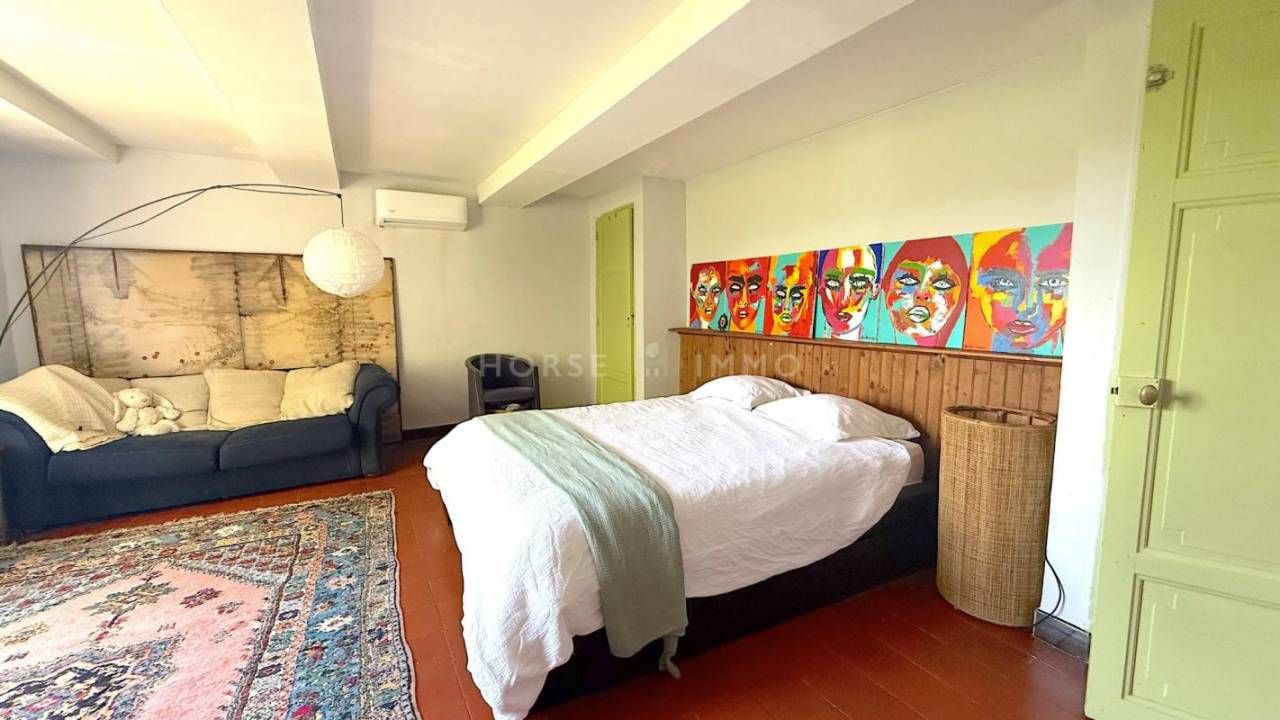 Equestrian property  Vaucluse