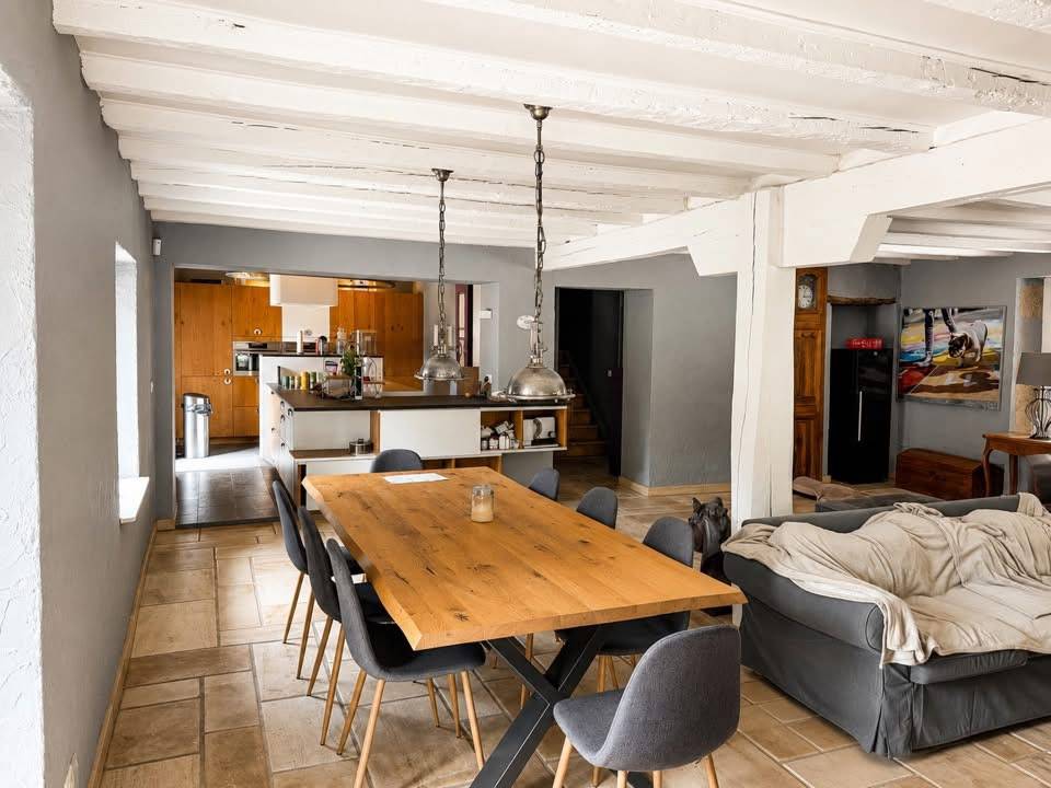 Equestrian property  Ain