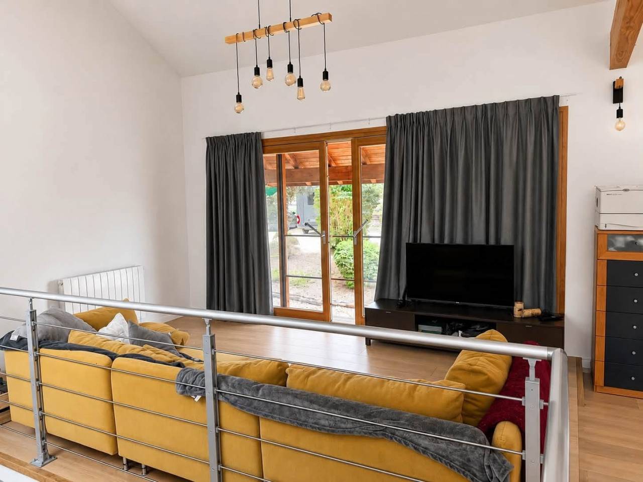 Equestrian property  Ain