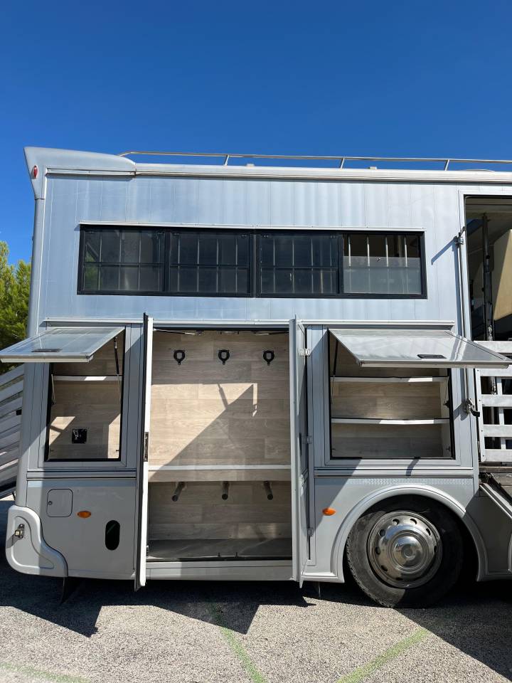 Horsebox NON-HGV Iveco STX 2008 Used