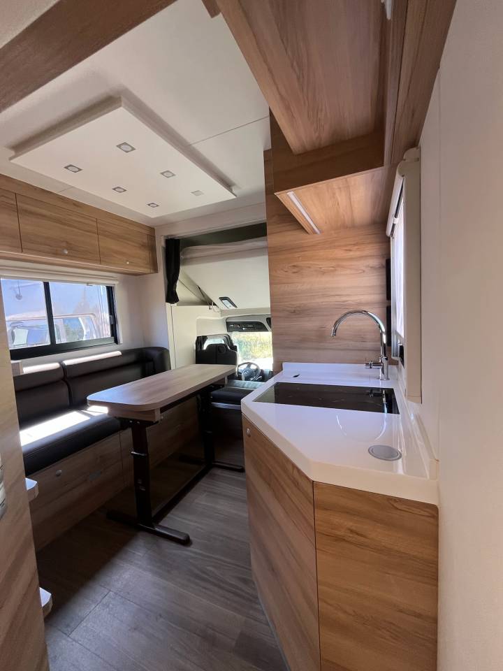 Horsebox NON-HGV Mercedes  2022 Used