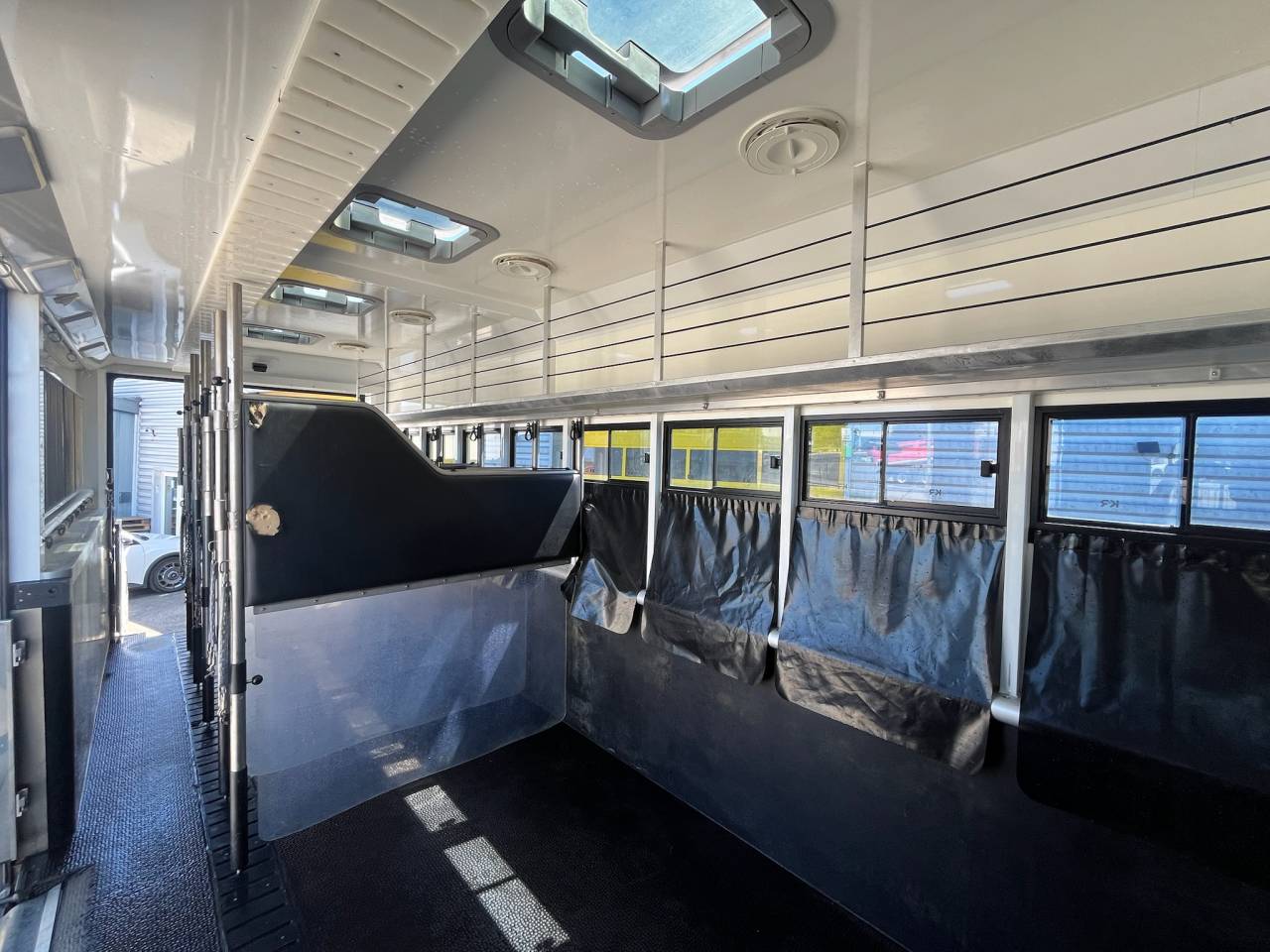 Horsebox NON-HGV Mercedes  2022 Used