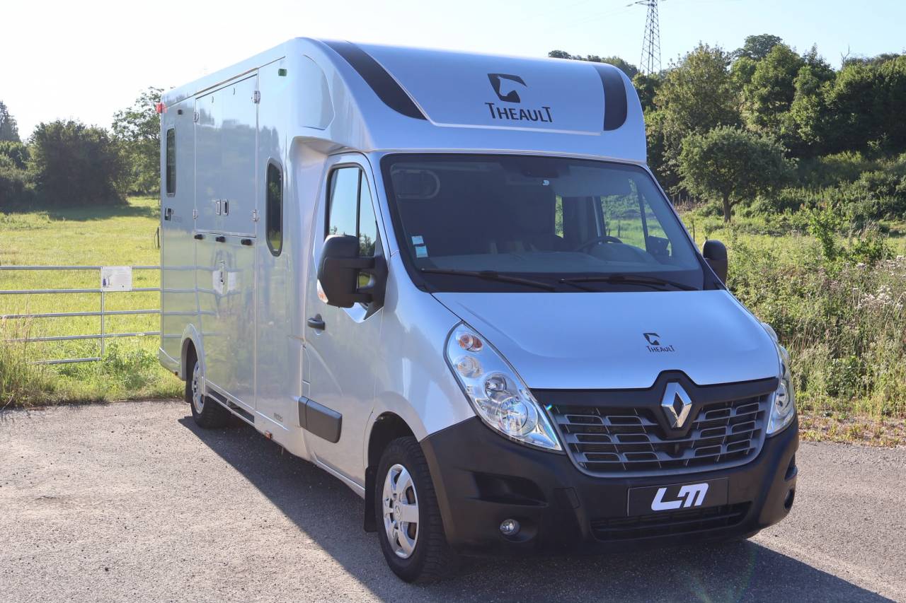 Horsebox HGV Theault THEAULT MASTER 2017 Used