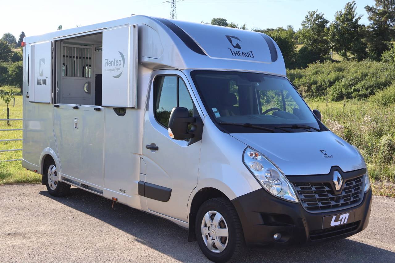 Horsebox HGV Theault THEAULT MASTER 2017 Used