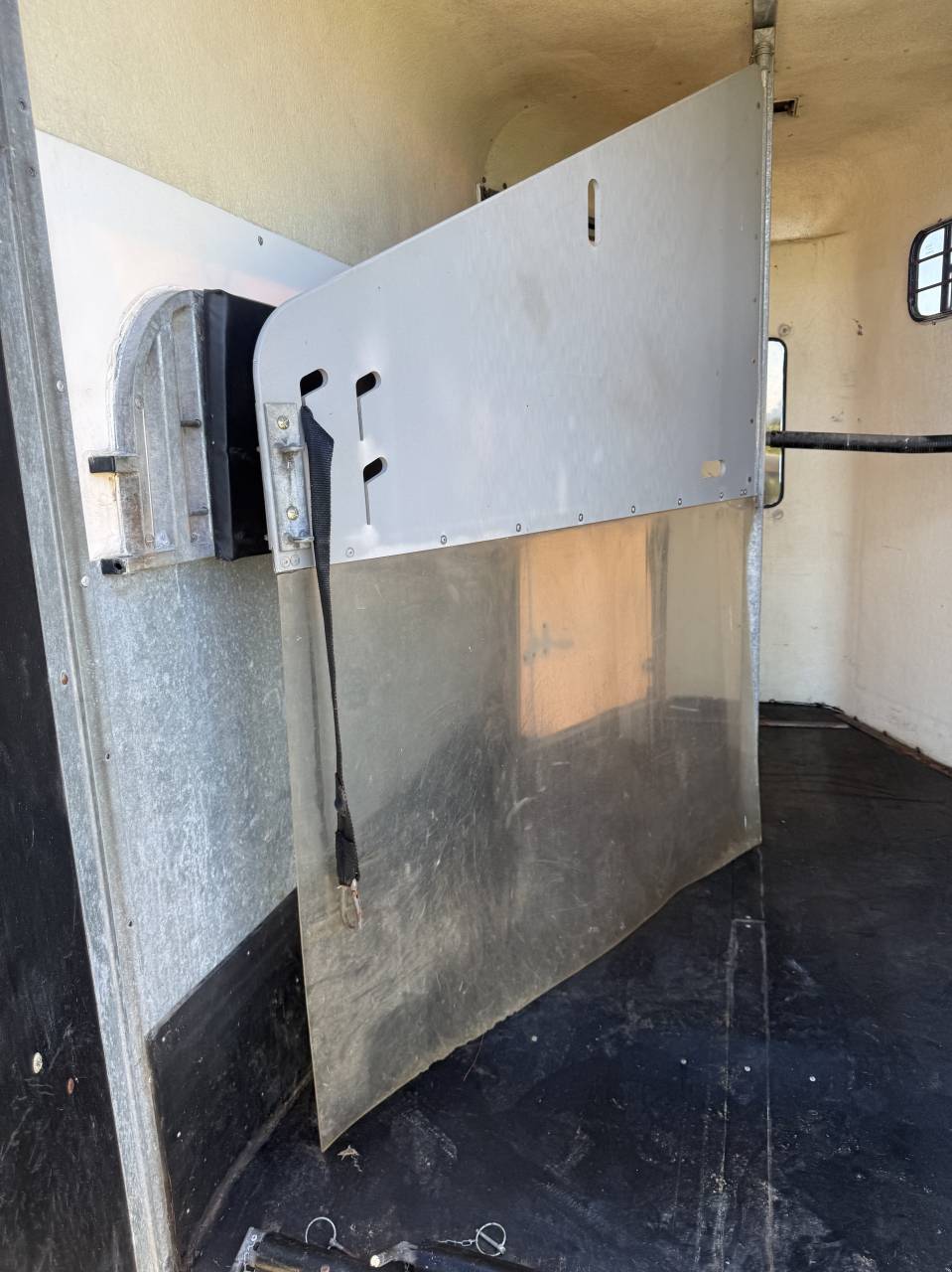 Horse trailer Fautras Provan 2 Stalls 2007 Used