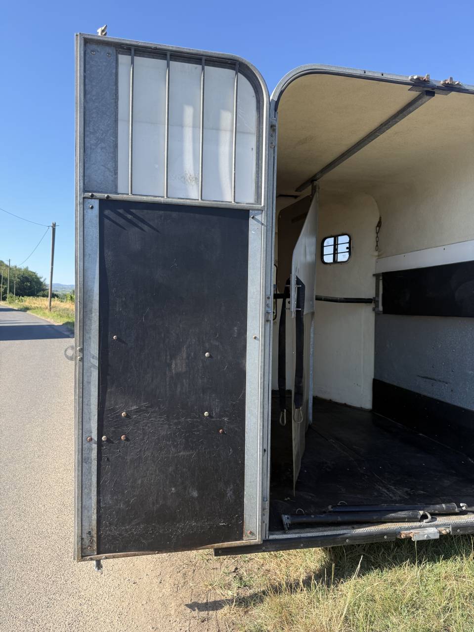 Horse trailer Fautras Provan 2 Stalls 2007 Used