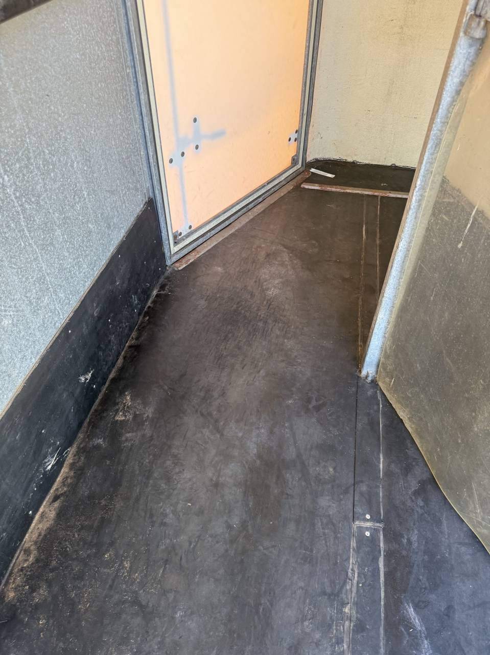 Horse trailer Fautras Provan 2 Stalls 2007 Used