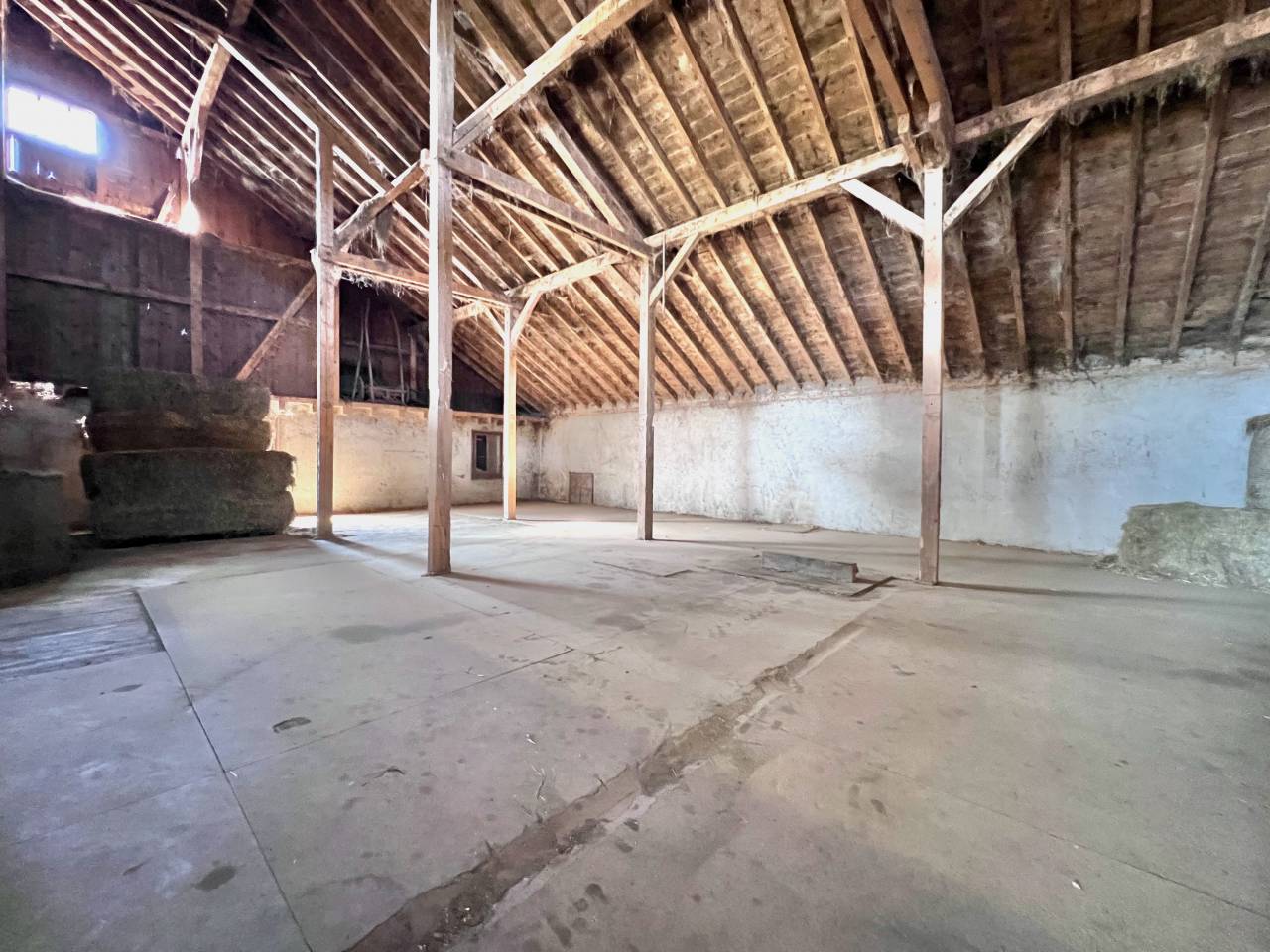 Equestrian farm  Neuch&acirc;tel