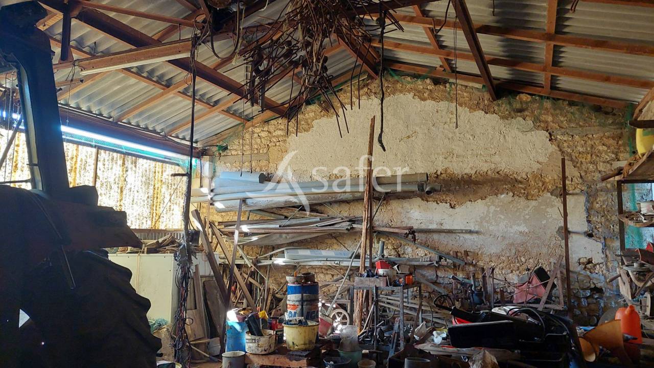 Other agricultural property  Charente-Maritime