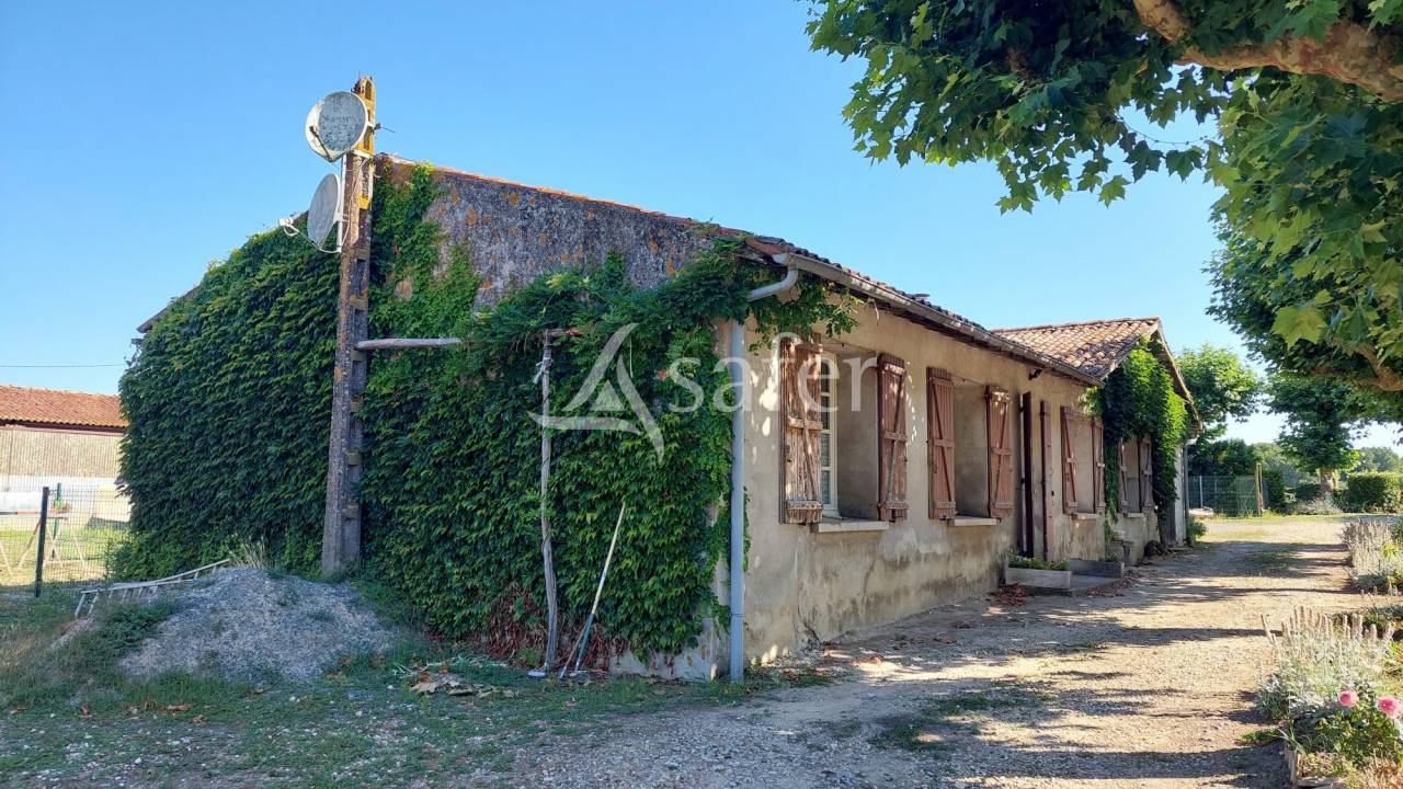 Other agricultural property  Charente-Maritime