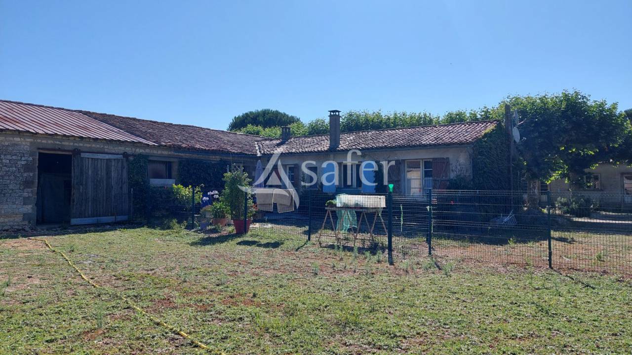 Other agricultural property  Charente-Maritime
