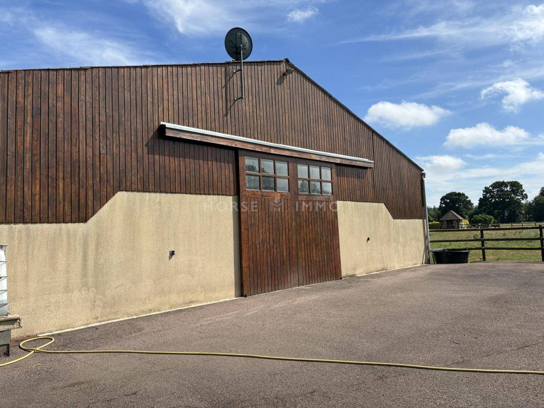 Equestrian property  Calvados