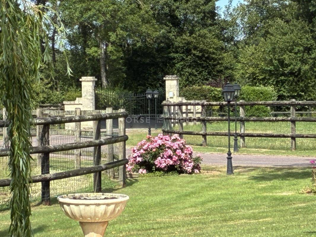 Equestrian property  Calvados