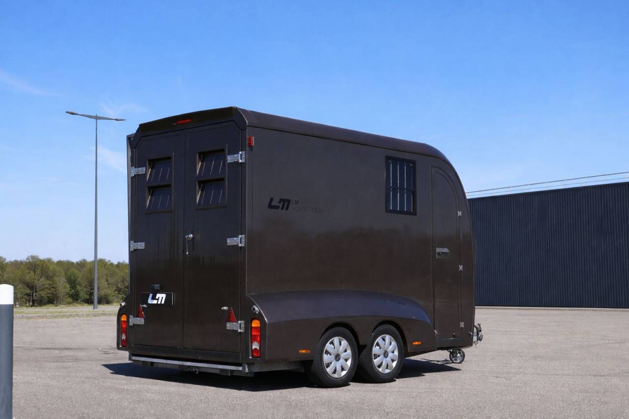 Horse trailer STX EXCLUSIVE TRAILER STALLE 2 Stalls 2021 Used
