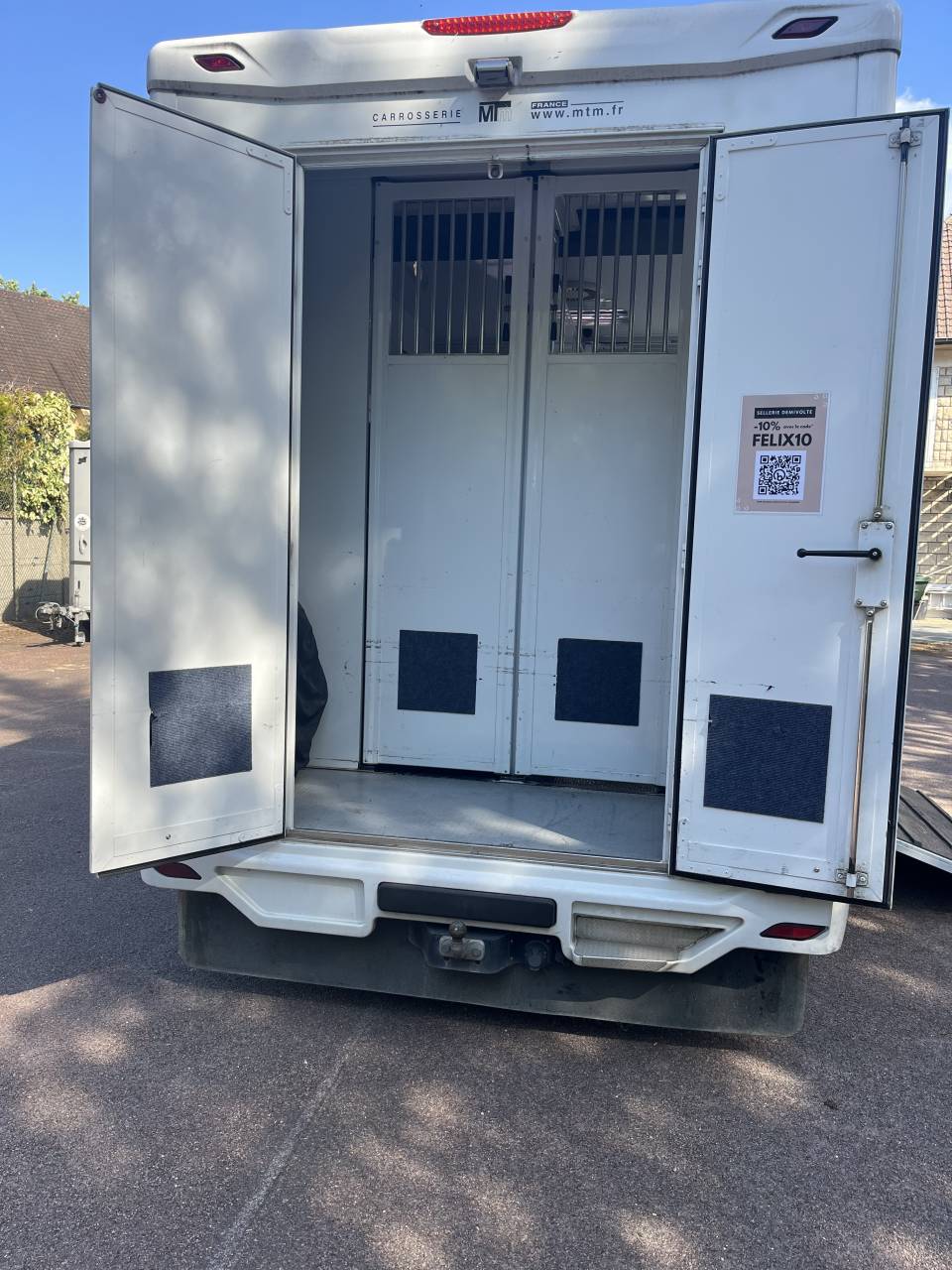Horse trailer Renault master renault mtm 2 Stalls 2021 Used