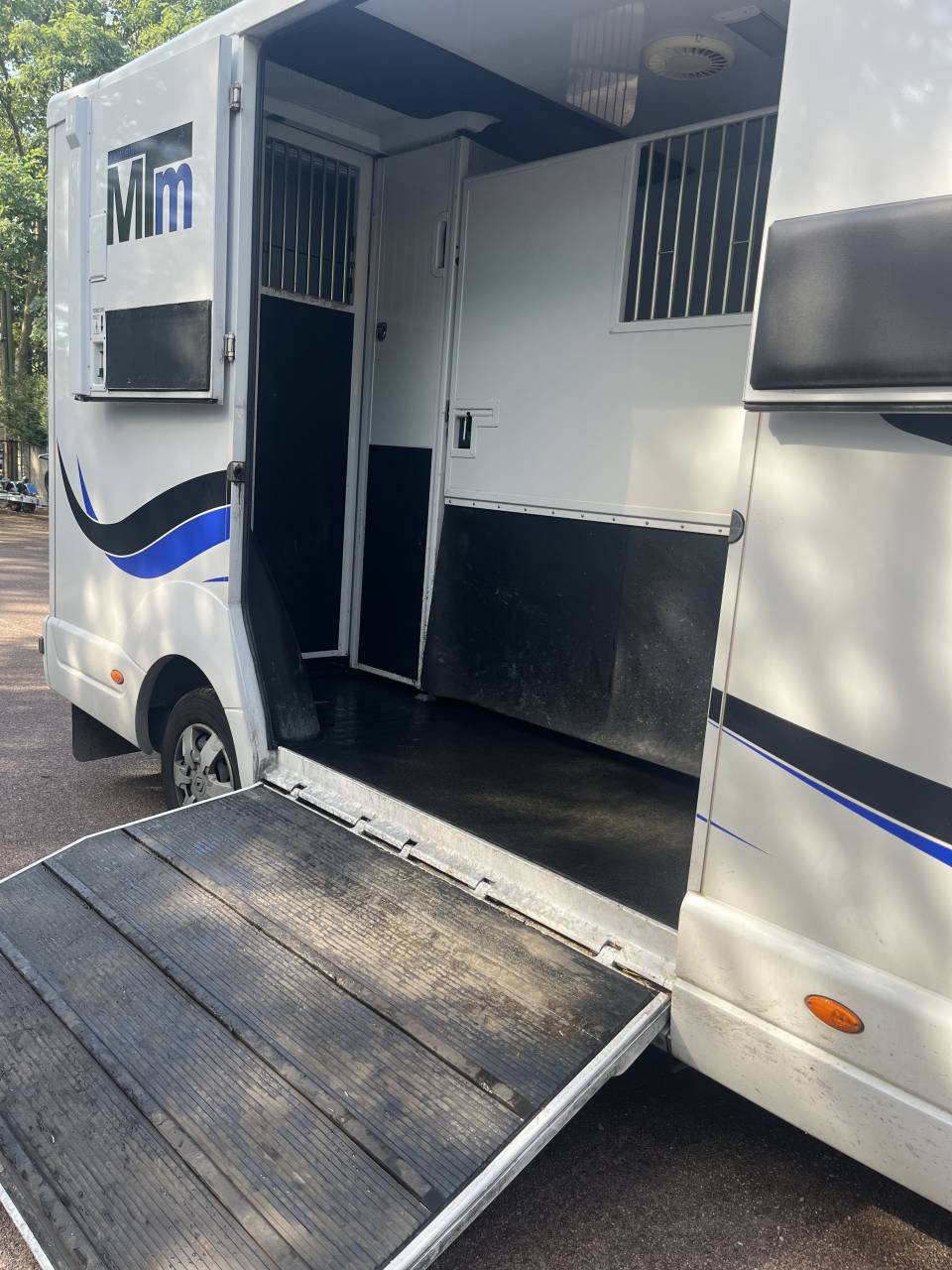 Horse trailer Renault master renault mtm 2 Stalls 2021 Used