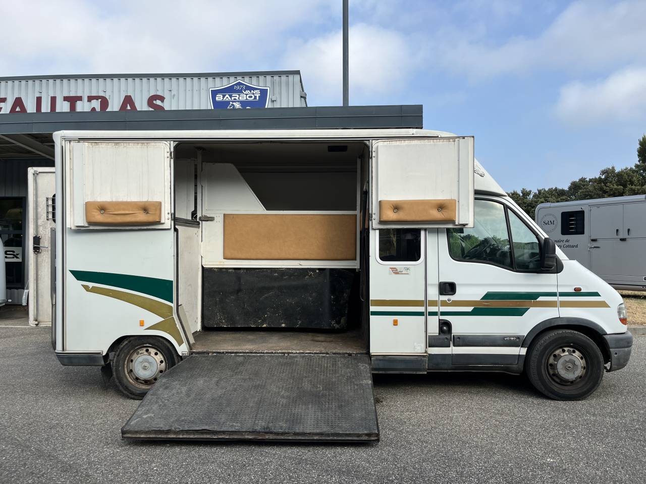 Horsebox HGV Barbot  2002 Used