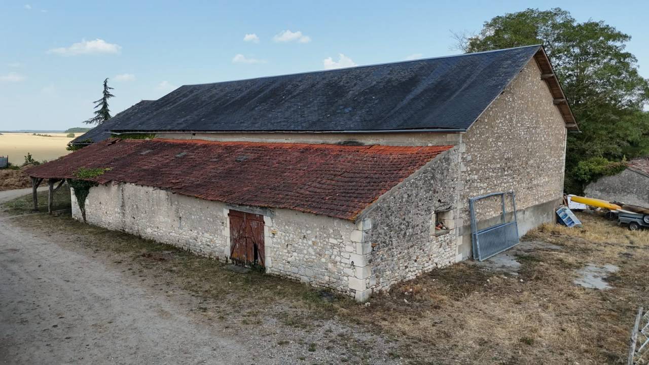Equestrian property  Vienne