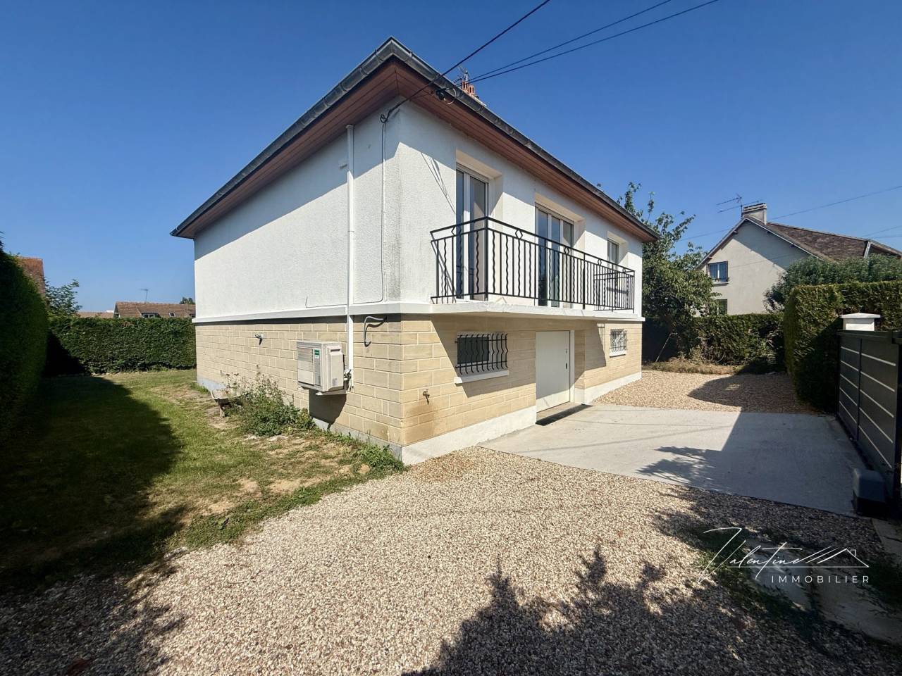 Equestrian property  Calvados