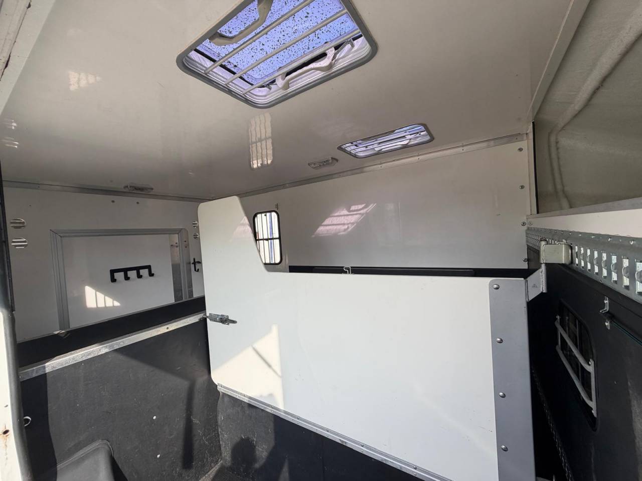 Horsebox HGV Les Vans ACR Renault Master 2013 Used