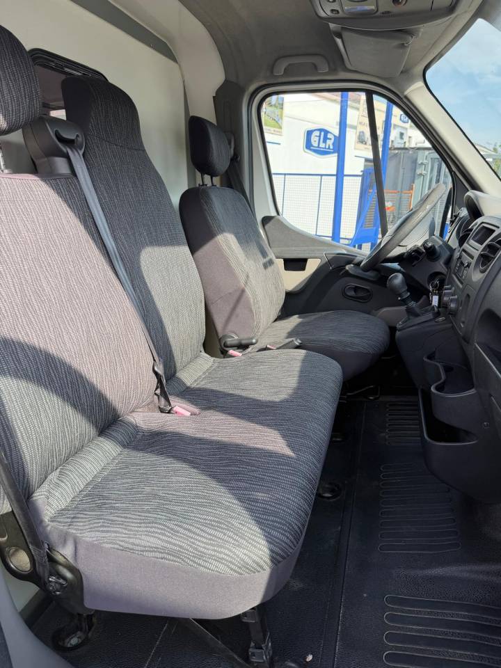 Horsebox HGV Les Vans ACR Renault Master 2013 Used