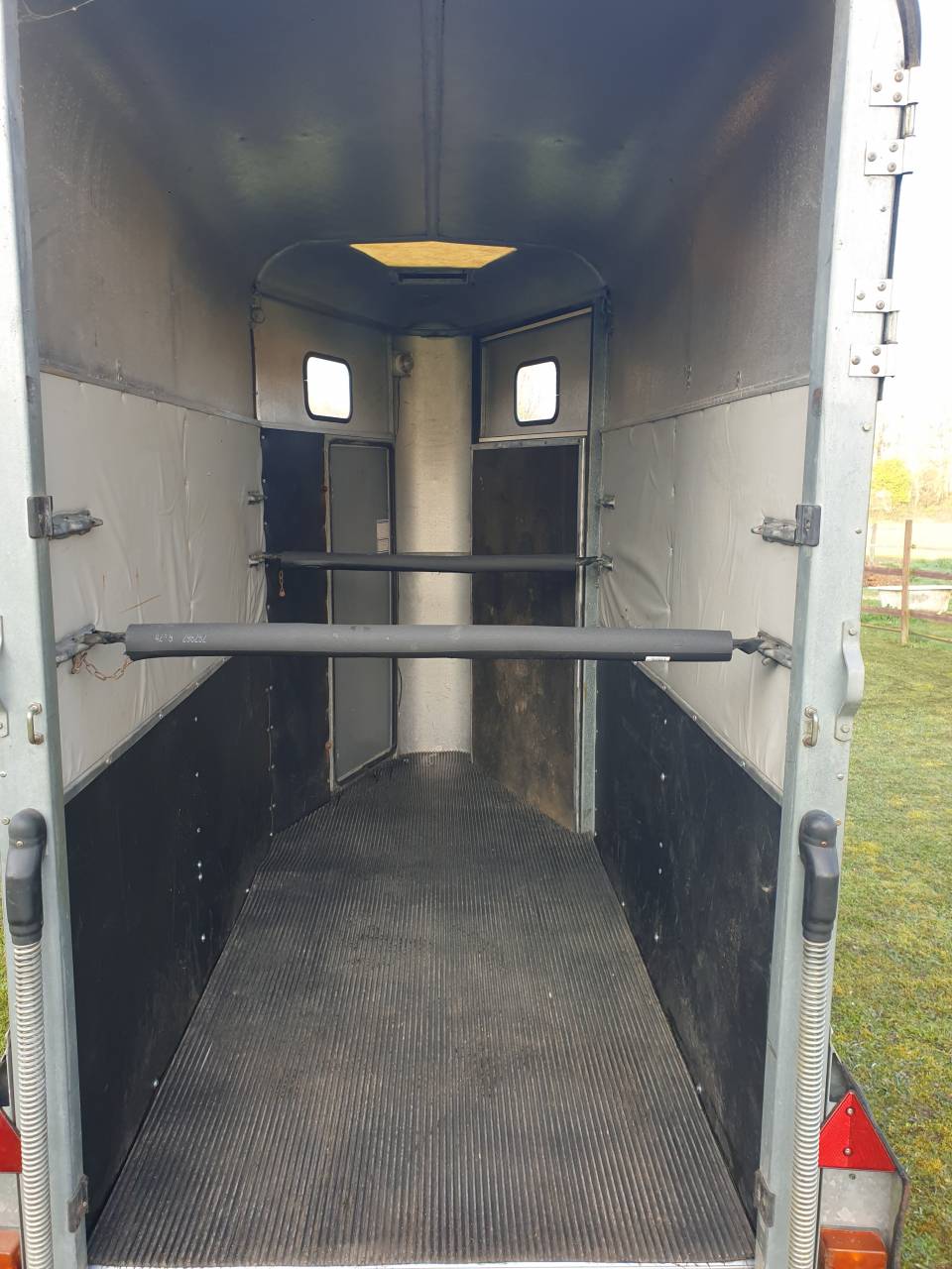 Horse trailer Ifor Williams HB401R 1,5 Stalls 1995 Used